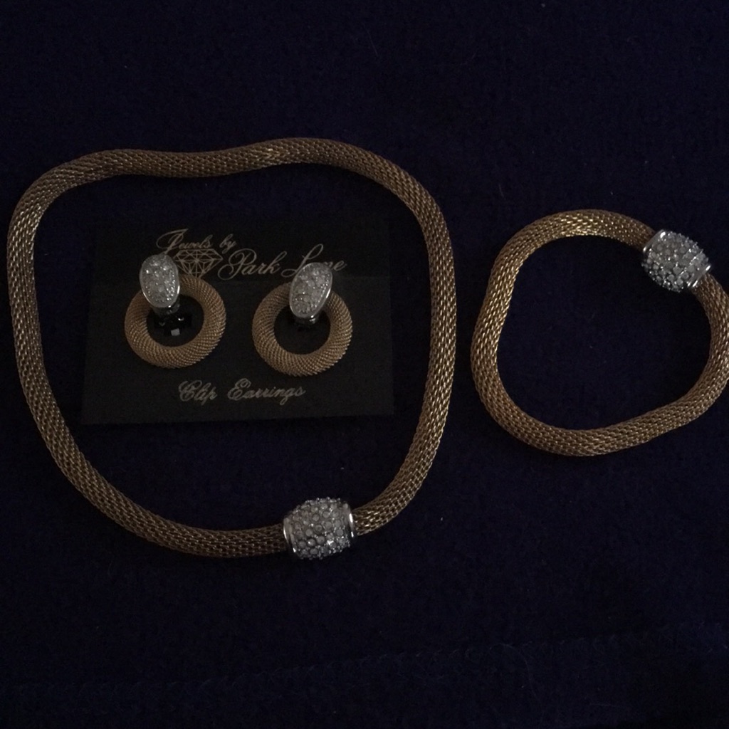 Necklace, Bracelet, & Earring Set